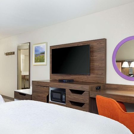 Newly Renovated Hampton Inn Omaha West Lakeside Kültér fotó